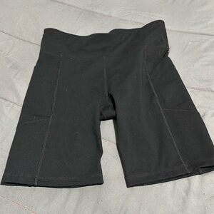 GapFit Athletic Bike Shorts